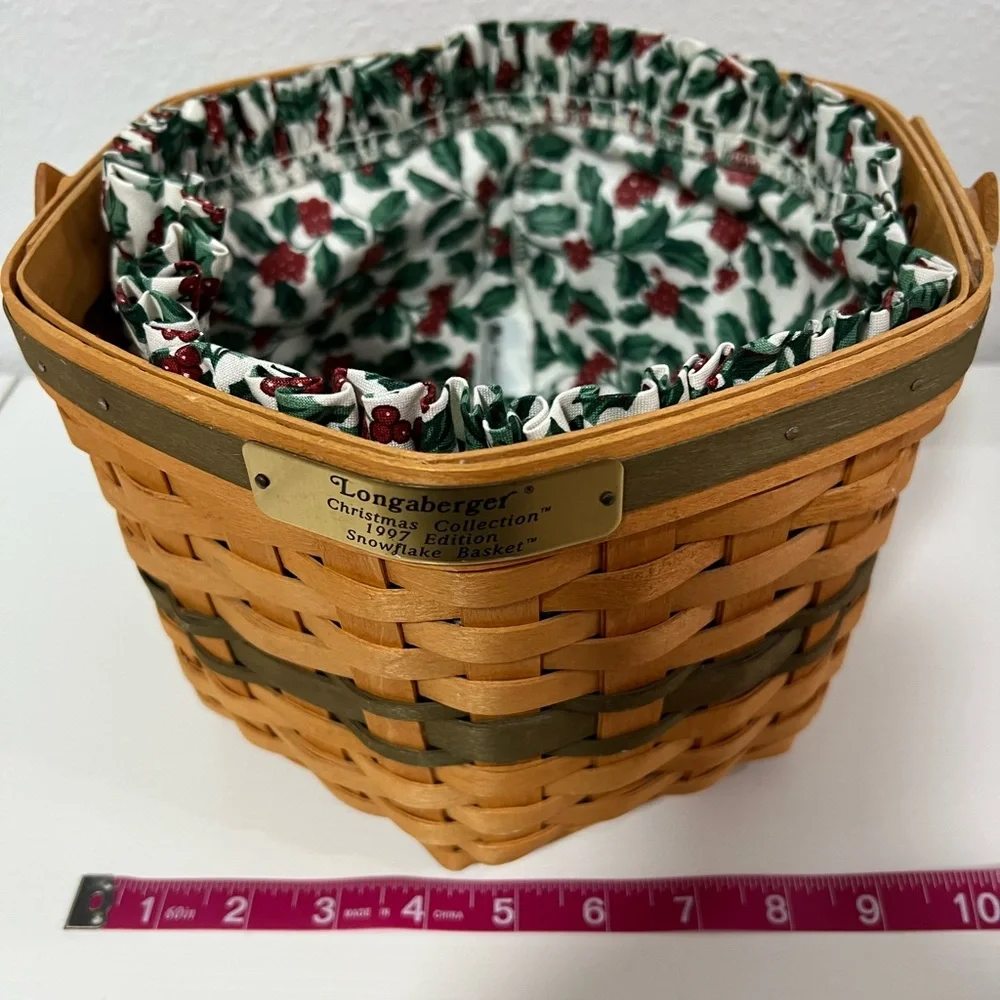 Vintage 1997 Longaberger Snowflake Basket with Fabric Liner - Picture 7 of 8